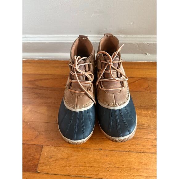 SOREL Women's Out N About Leather Duck Boots size 8.5 - Picture 13 of 13